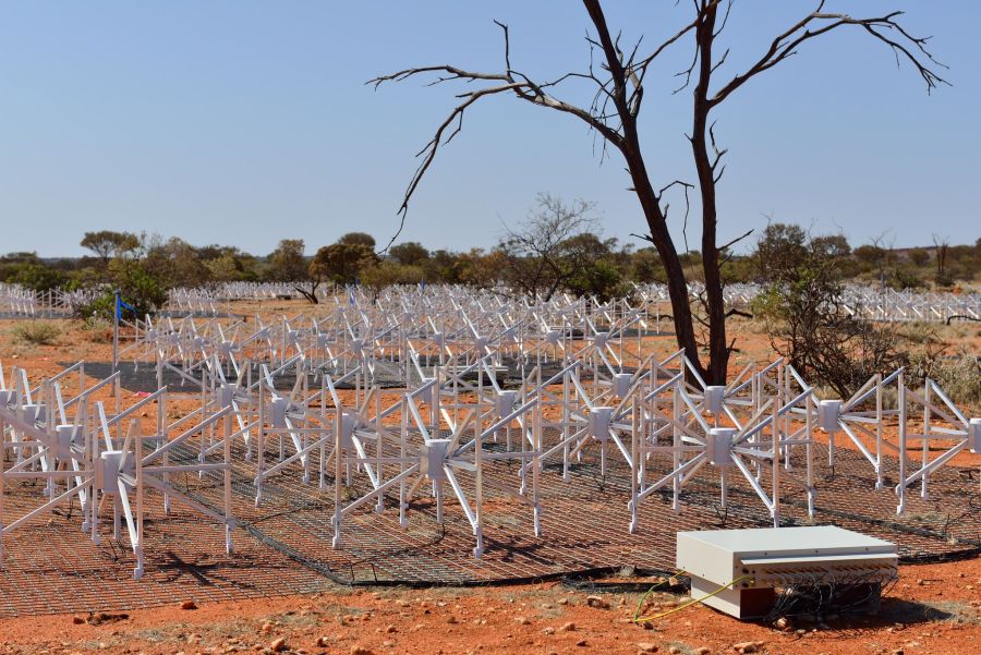 The radio signal was detected in data from the MurchisonWidefield Array radio telescope, located at Inyarrimanha Ilgari Bundara, CSIRO’s Murchison Radio-astronomy Observatory. Credit: ICRAR/Curtin
