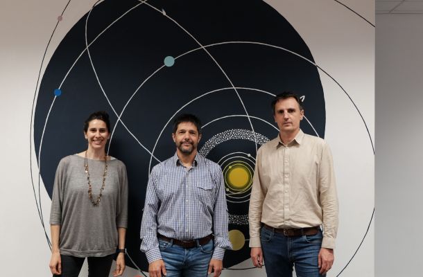 El nuevo equipo directivo del ICE-CSIC (de izquierda a derecha): Mar Mezcua (subdirectora científica), Aldo Serenelli (director) y Serni Ribó (subdirector técnico). Créditos: ICE-CSIC.